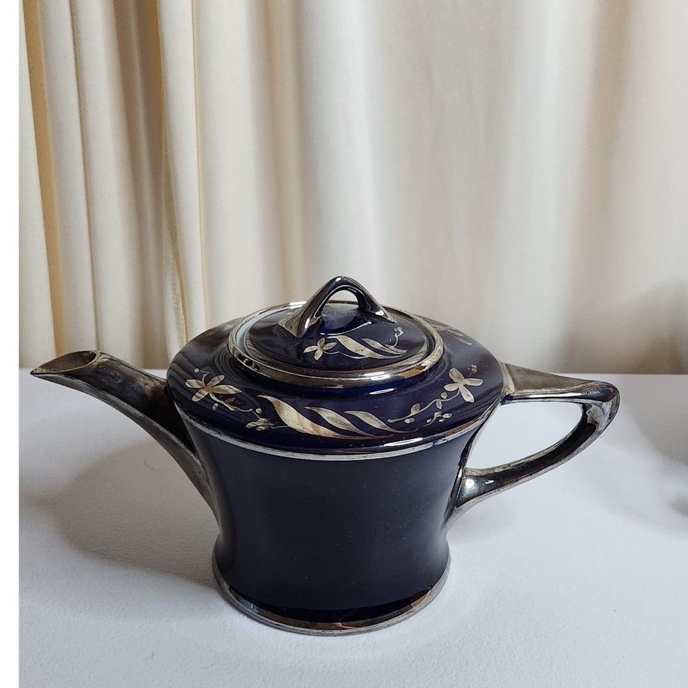 Fraunfeiter Cobalt and Gold Trimmed Teapot